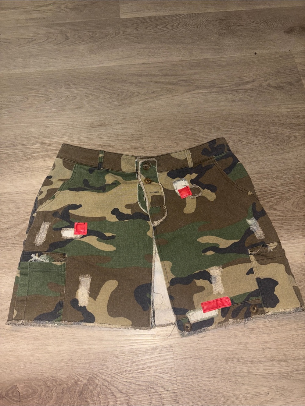 Camo Utility Women’s Skirt with Distressed Detail - Green